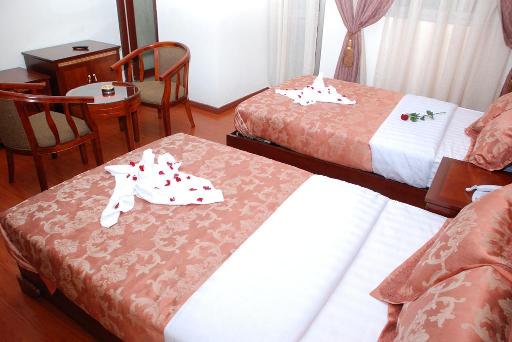 Addis Amba Hotel Baher Dar Extérieur photo