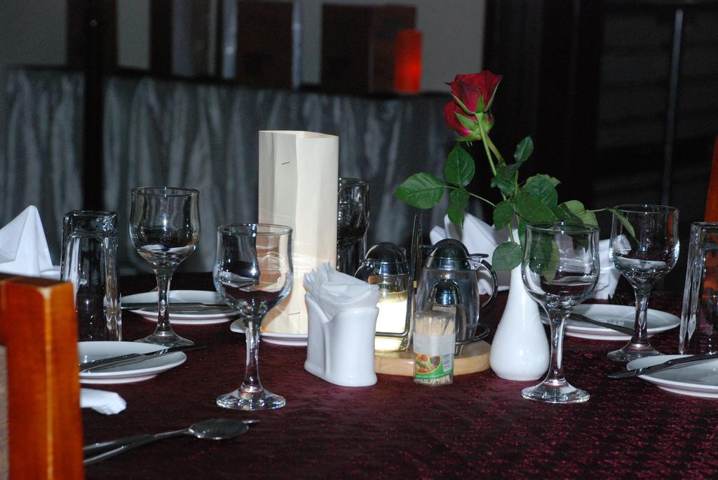 Addis Amba Hotel Baher Dar Extérieur photo