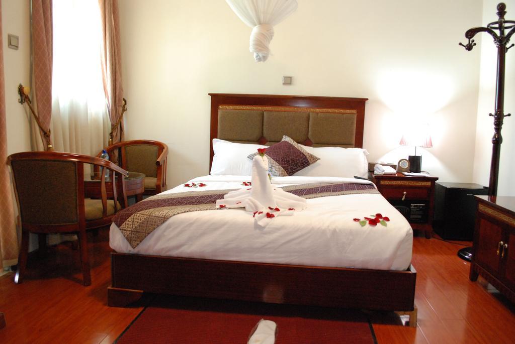 Addis Amba Hotel Baher Dar Extérieur photo