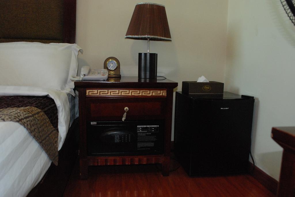 Addis Amba Hotel Baher Dar Extérieur photo