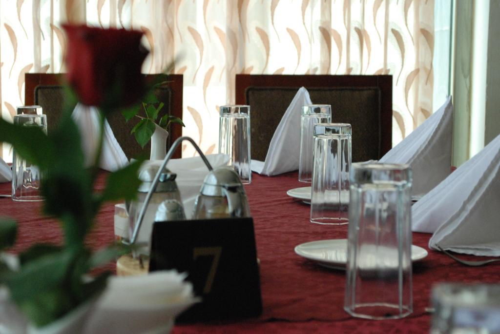 Addis Amba Hotel Baher Dar Extérieur photo